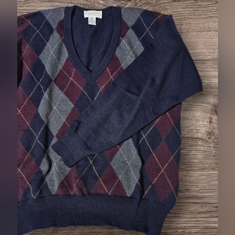 VTG/90s Tricots St Raphael 100% Pure Merino Wool Pullover M Sweater Argyle *Flaw - Picture 8 of 11